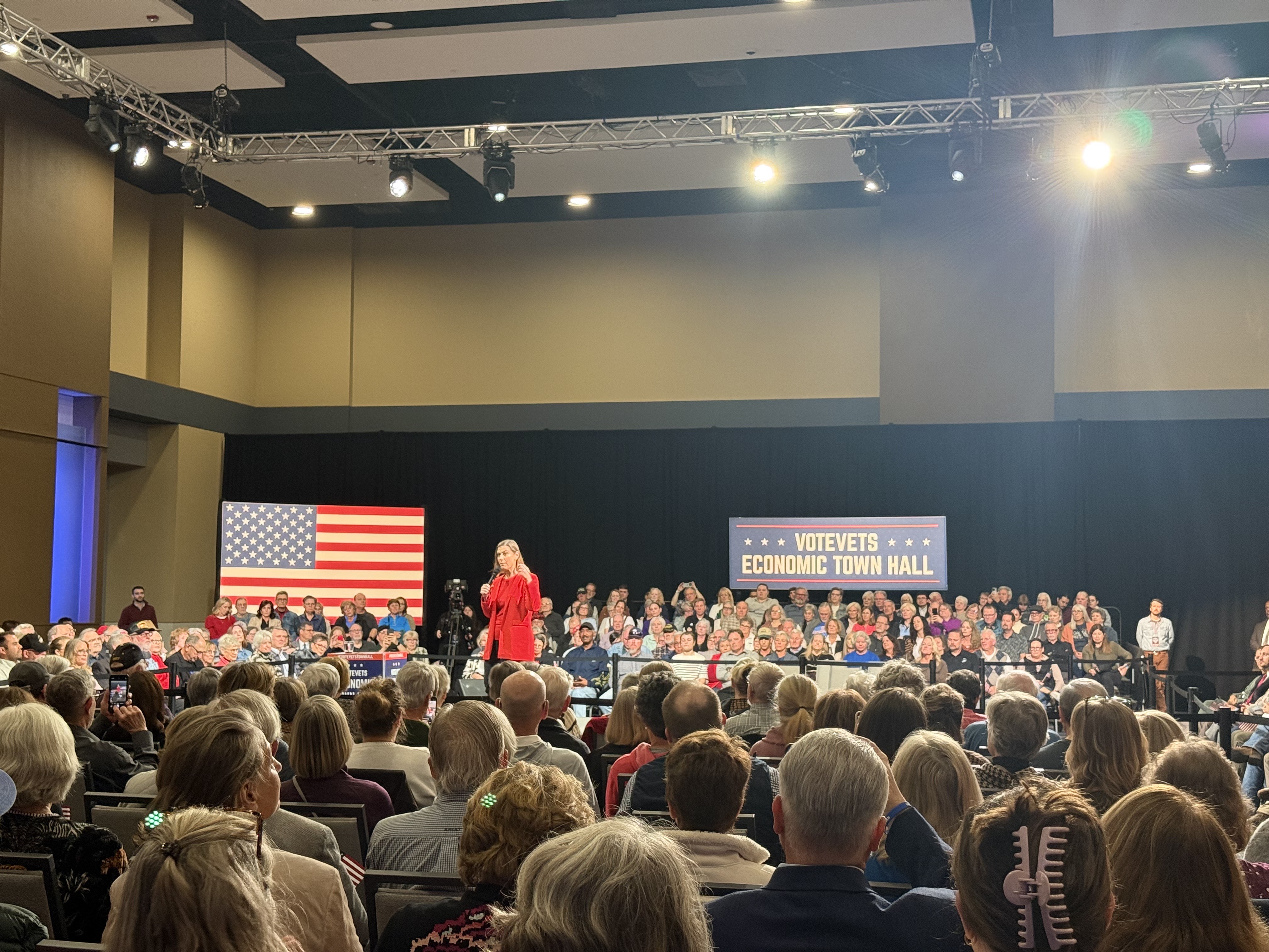 Brandon Woodard Headshot