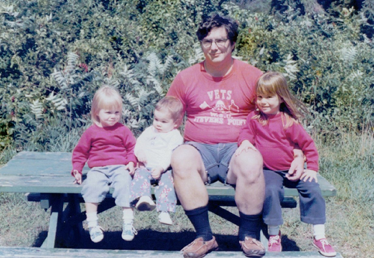 Sara's dad with Sara and her two siblings.